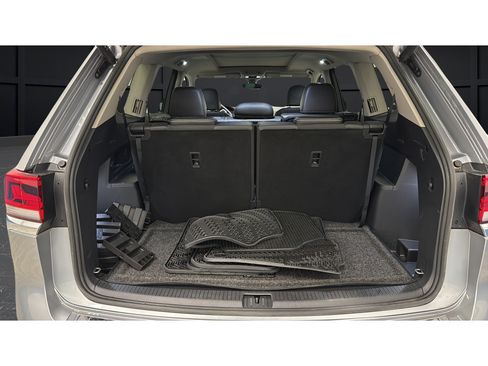 Used 2024 Volkswagen Atlas SEL AWD/4WD image 27