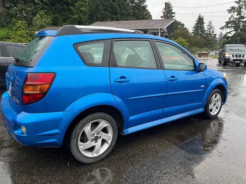 Used 2007 Pontiac Vibe w/ Preferred Package FWD image 12