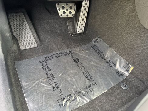 Used 2025 Toyota Camry SE image 19