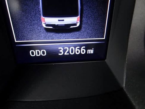 Used 2021 Toyota Tacoma TRD Sport image 9