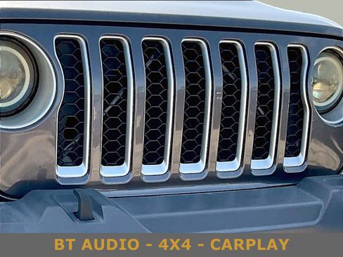 Used 2020 Jeep Gladiator Overland AWD/4WD image 34