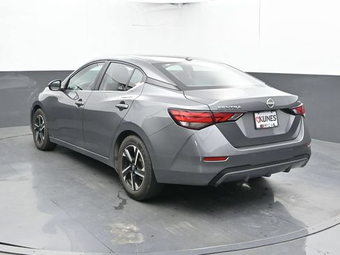 Used 2024 Nissan Sentra SV FWD image 11