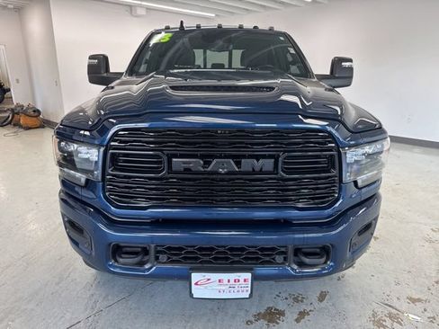 Used 2023 RAM 3500 Limited AWD/4WD image 7
