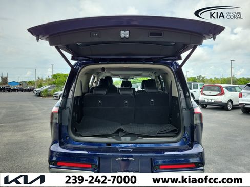 Used 2025 INFINITI QX80 Luxe RWD image 11