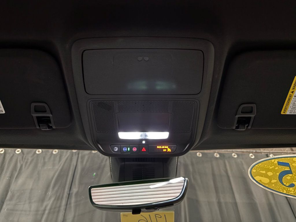 Used 2025 Chevrolet Equinox LT w/ Convenience Package II FWD image 15