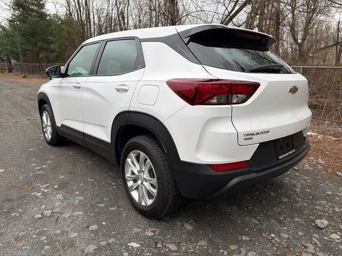 Used 2023 Chevrolet TrailBlazer LS image 5