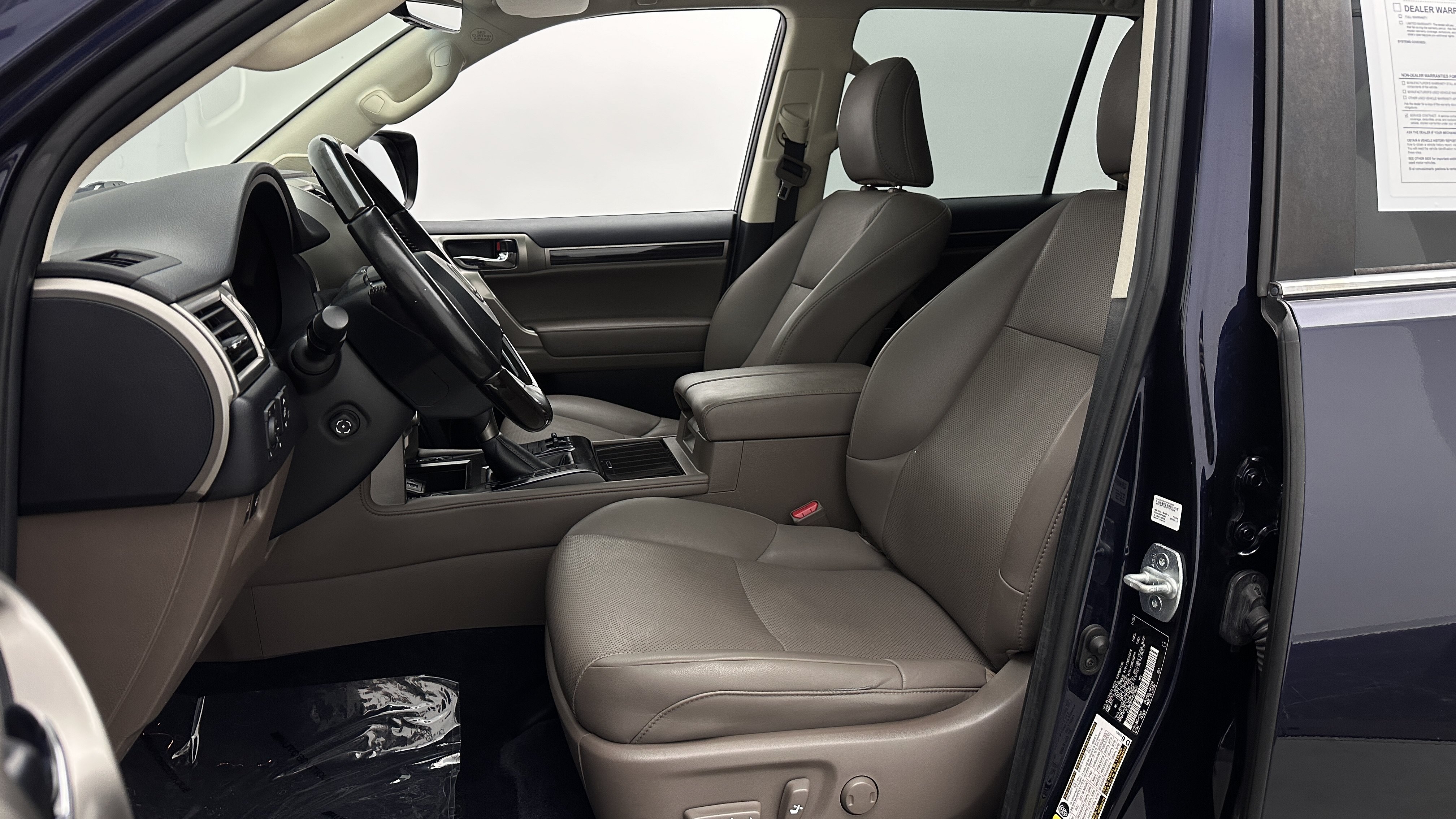 Used 2021 Lexus GX 460 Premium w/ Premium Package AWD/4WD image 15