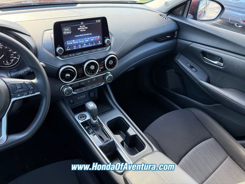Used 2025 Nissan Sentra SV FWD image 12