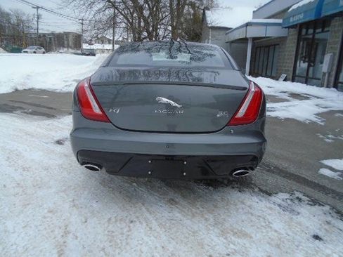 Used 2019 Jaguar XJ R-Sport image 5