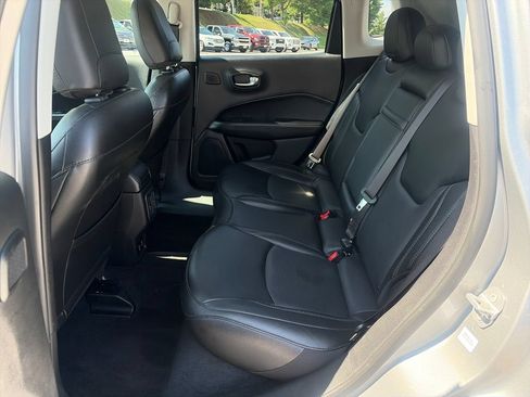 Used 2019 Jeep Compass High Altitude AWD/4WD image 25