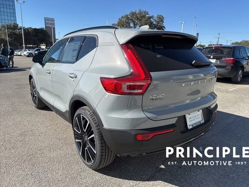 New 2026 Volvo XC40 B5 Ultra AWD/4WD image 8