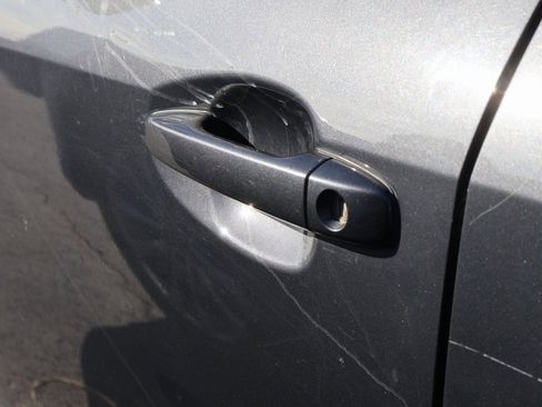 Used 2023 Subaru Outback Premium image 22