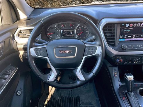 Used 2018 GMC Acadia SLT image 5