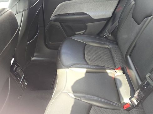 Used 2022 Jeep Compass Latitude image 11