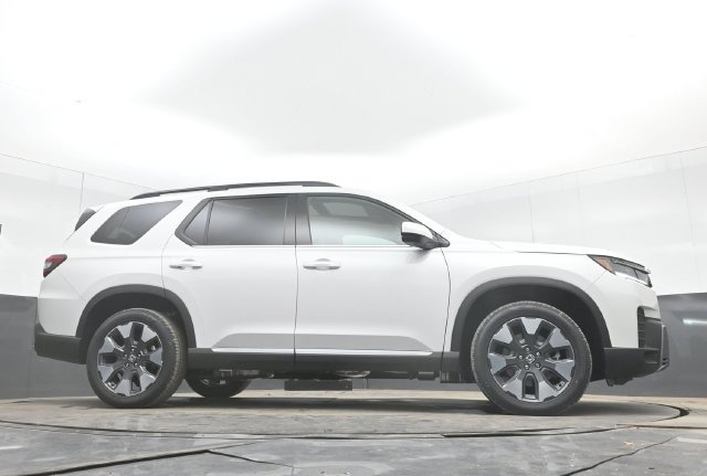 New 2026 Honda Pilot Touring image 53