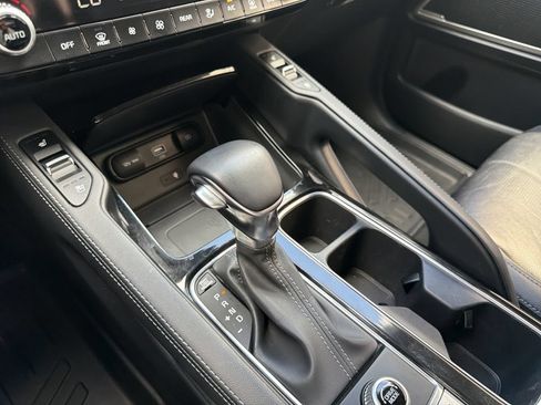 Used 2022 Kia Telluride EX FWD image 29