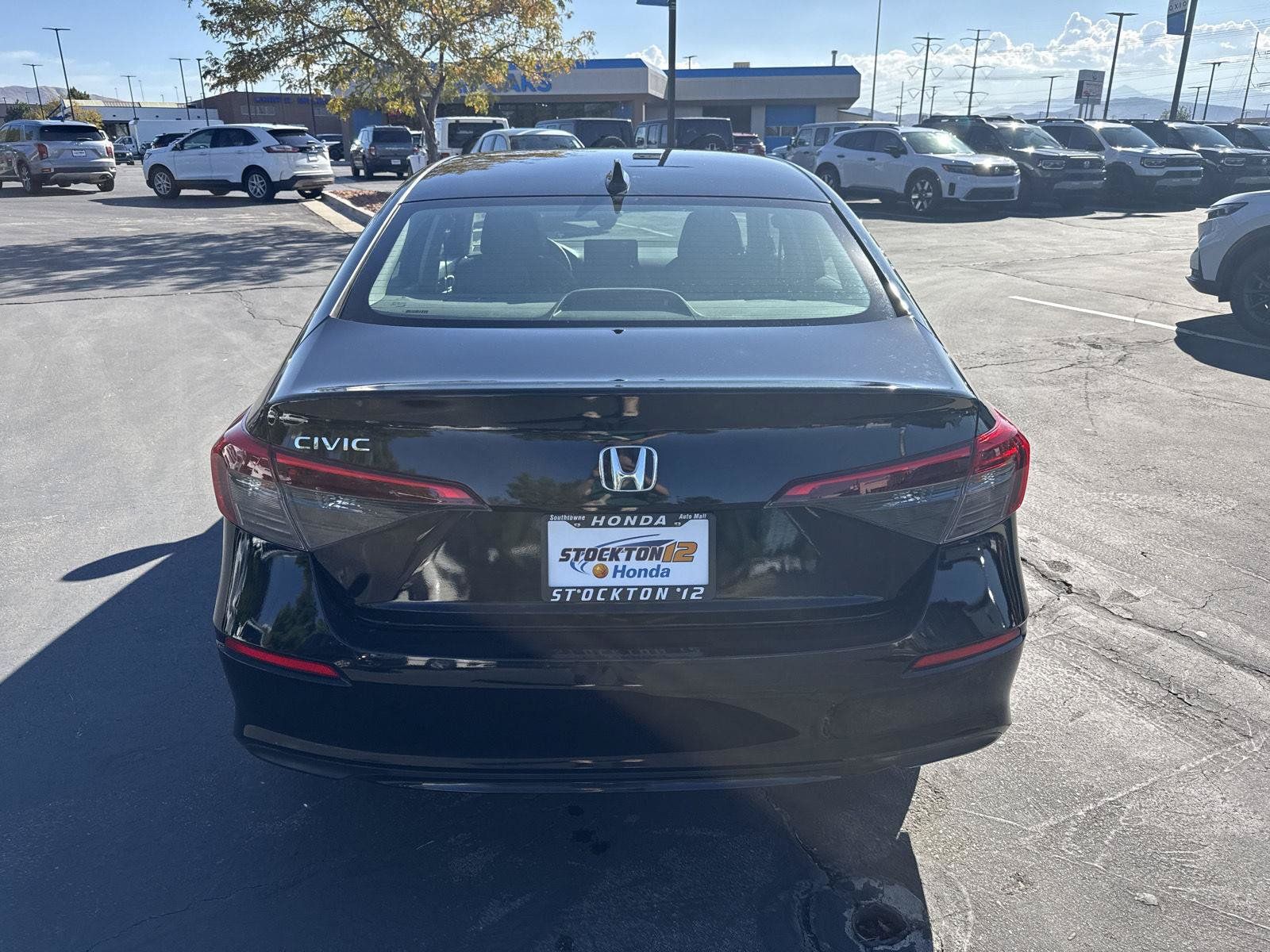 Certified 2024 Honda Civic EX image 5