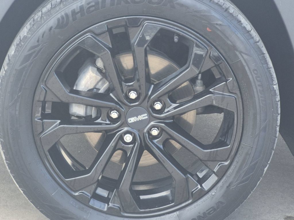 Used 2020 GMC Terrain SLE w/ Elevation Edition FWD image 26