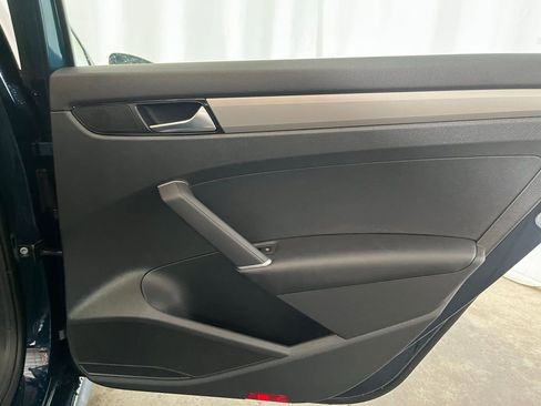 Used 2021 Volkswagen Passat 2.0T S image 26