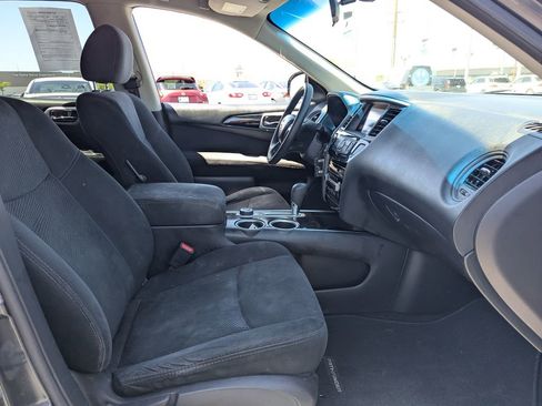 Used 2014 Nissan Pathfinder S AWD/4WD image 32
