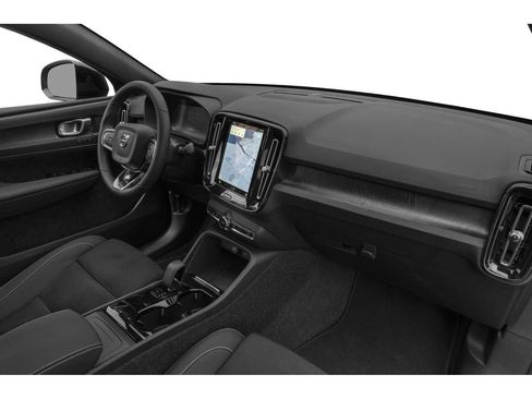 Used 2023 Volvo C40 P8 Recharge Ultimate image 15