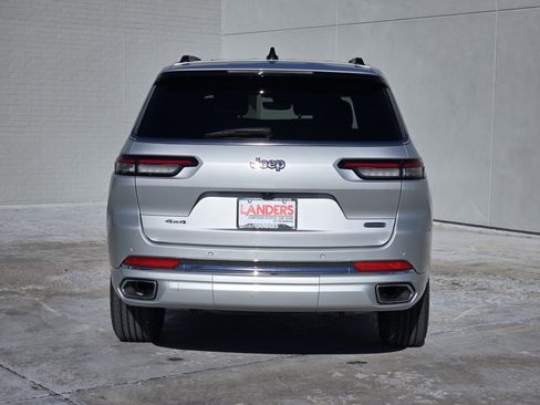 Used 2023 Jeep Grand Cherokee L Overland image 7