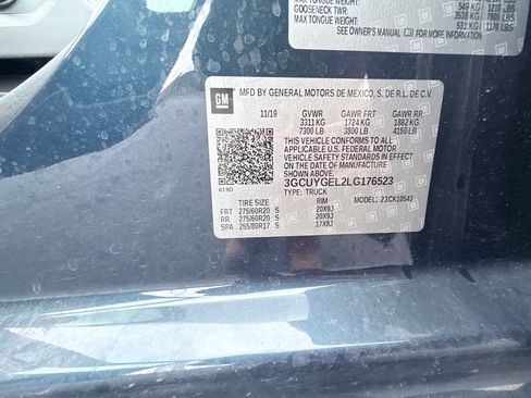 Used 2020 Chevrolet Silverado 1500 LTZ w/ LTZ Premium Package image 19