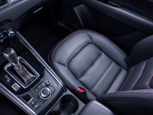 Used 2023 MAZDA CX-5 Carbon Edition image 27