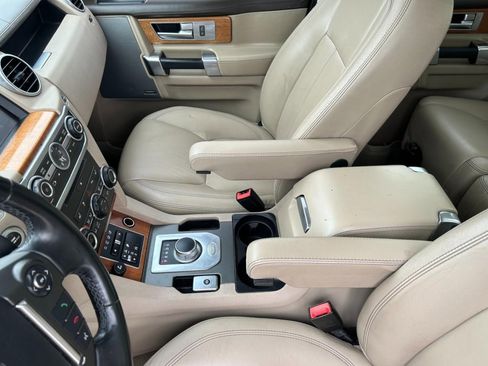 Used 2016 Land Rover LR4 HSE LUX image 19