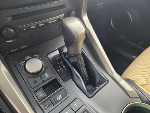Used 2015 Lexus NX 200t FWD w/ Premium Package image 19