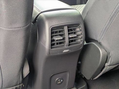 Used 2022 Ford Escape SE w/ Convenience Package image 17
