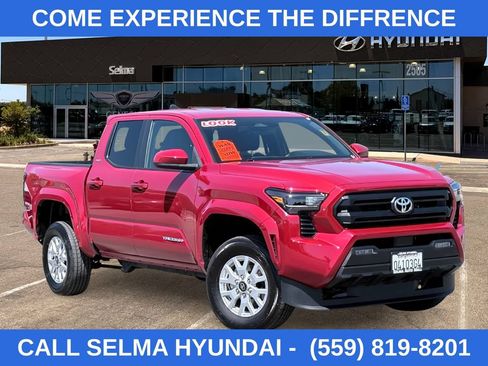 Used 2025 Toyota Tacoma SR5 AWD/4WD image 1