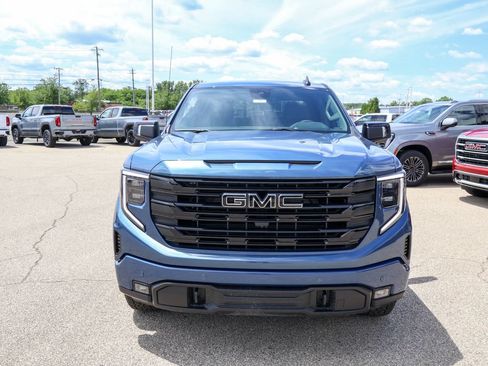 New 2026 GMC Sierra 1500 Elevation w/ Elevation Premium Package AWD/4WD image 28