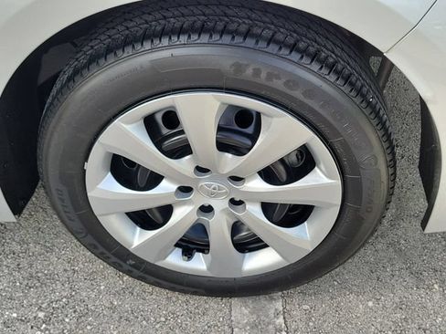 Used 2023 Toyota Corolla LE FWD image 10