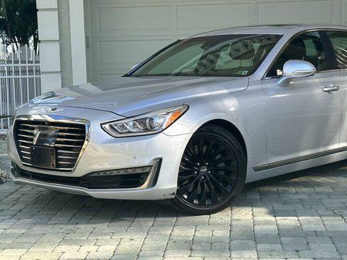 Used 2017 Genesis G90 5.0 Ultimate AWD/4WD image 2