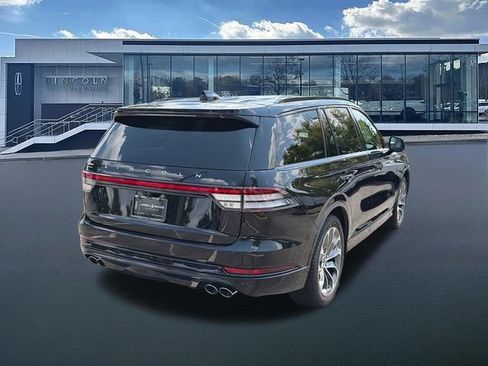 New 2026 Lincoln Aviator 2WD w/ Jet Appearance Package image 7