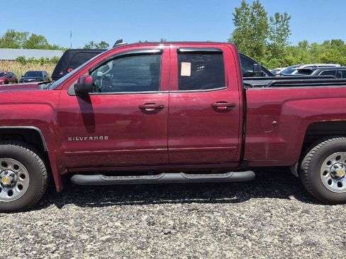 Used 2017 Chevrolet Silverado 1500 LT w/ True North Edition AWD/4WD image 5
