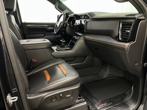 Certified 2022 GMC Sierra 1500 AT4 w/ AT4 Premium Package AWD/4WD image 43