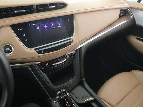 Used 2024 Cadillac XT5 Premium Luxury image 27