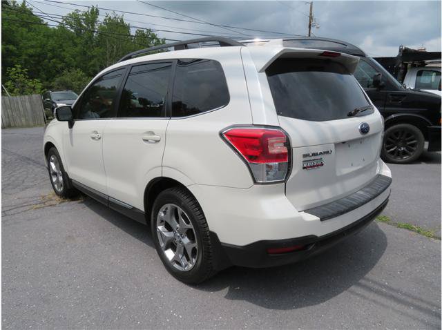 Used 2018 Subaru Forester 2.5i Touring AWD/4WD image 2