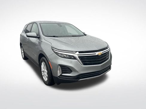 Used 2024 Chevrolet Equinox LT w/ LPO, Floor Liner Package image 8