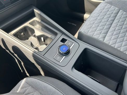 Used 2025 Volkswagen Tiguan S image 51