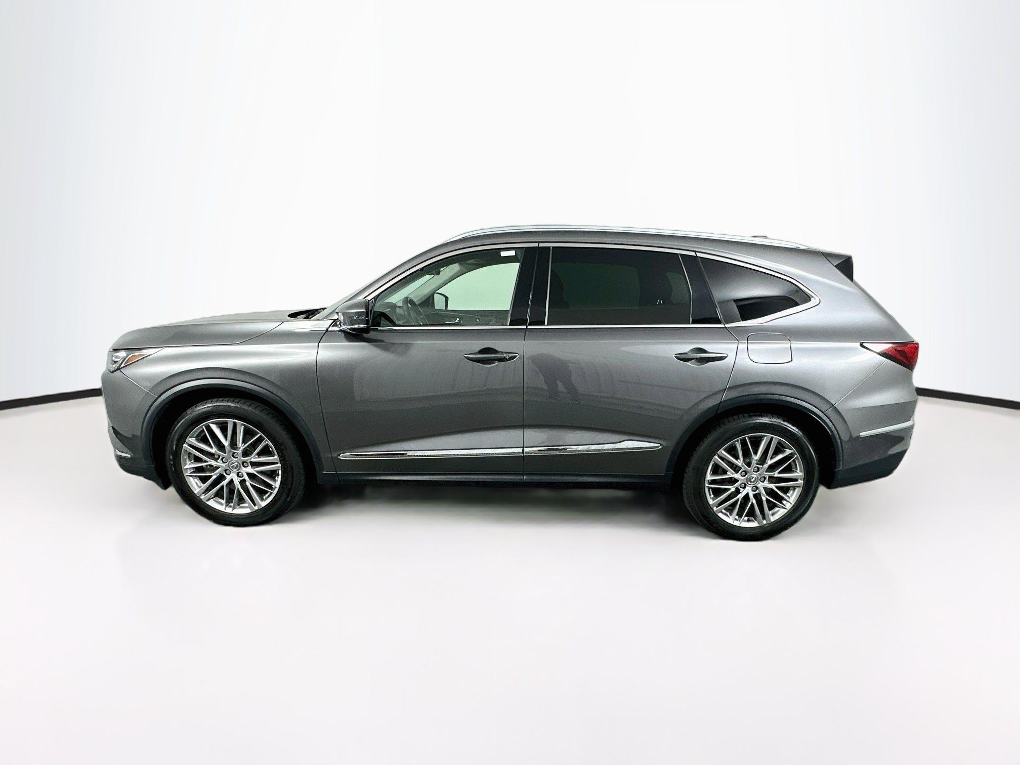 Used 2022 Acura MDX w/ Advance Package AWD/4WD image 4
