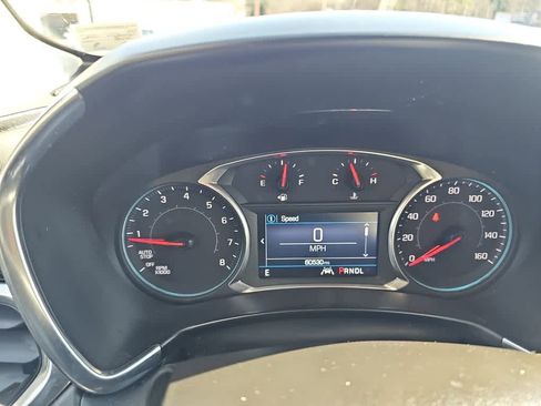 Used 2021 Chevrolet Equinox LT w/ LPO, Cargo Package image 17