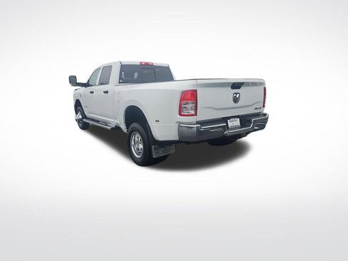 Certified 2022 RAM 3500 Tradesman image 5