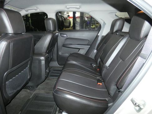 Used 2011 Chevrolet Equinox LT image 25