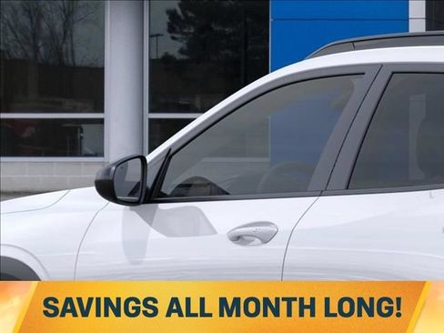 New 2026 Chevrolet Trax LT w/ Driver Confidence Package FWD image 12