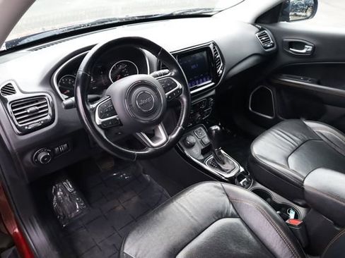 Used 2021 Jeep Compass Limited image 9