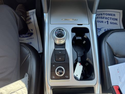 Certified 2024 Ford Explorer XLT w/ Equipment Group 202A image 17