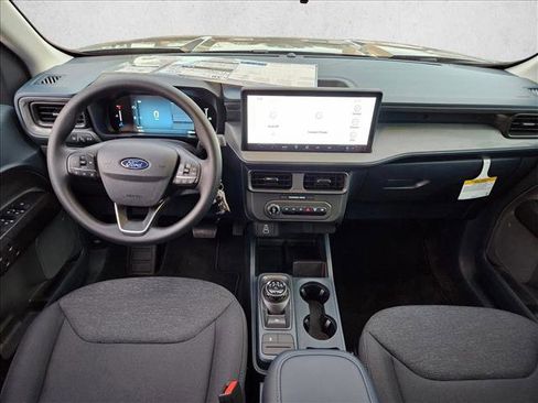 New 2025 Ford Maverick XL image 11